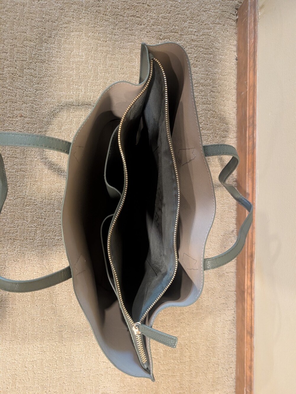 Quince Italian Leather Triple Compartment Shopper Tote Olive Green - Picture 8 of 9